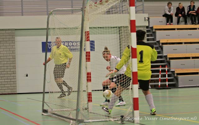 SmSp_2013_11_15_022198_1