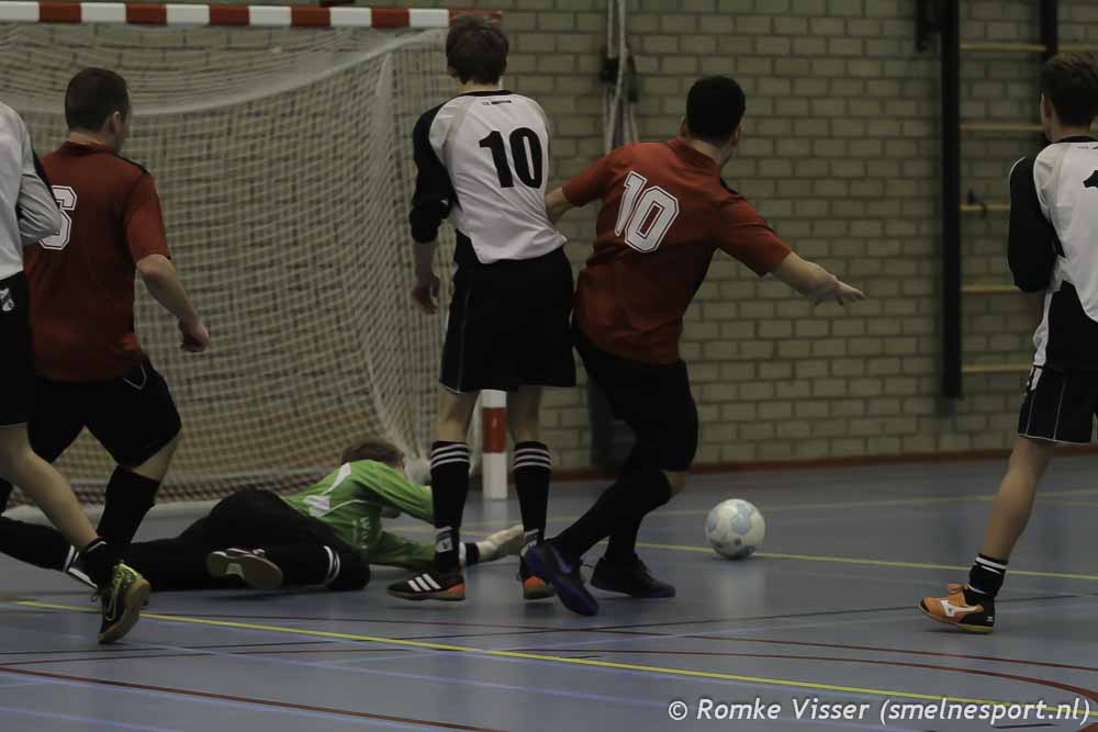 SmCup2015 2067
