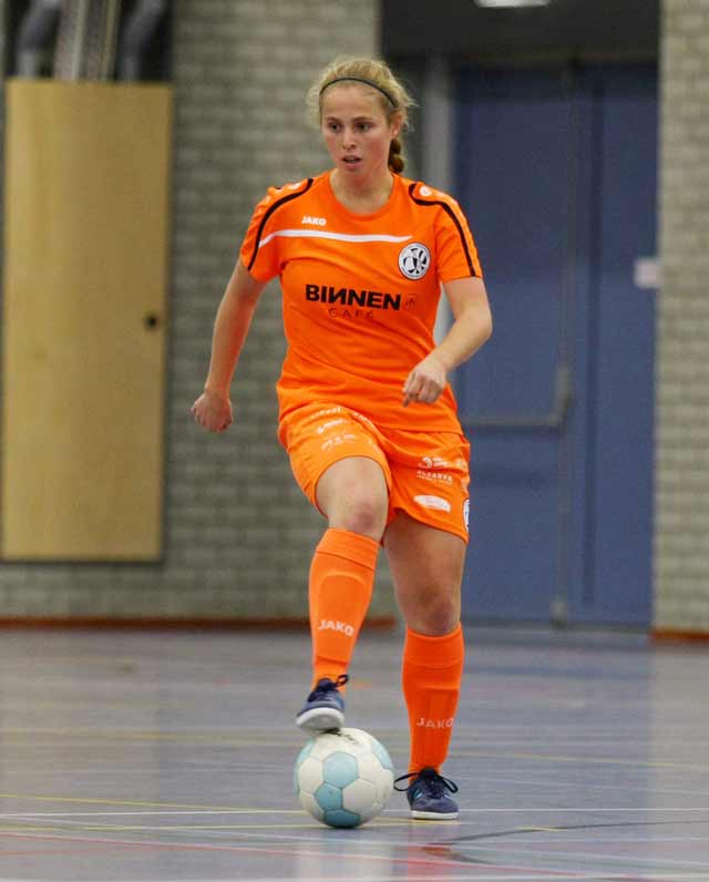 Esra van der Heide 1