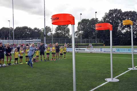 Peinopeningkunstgras2